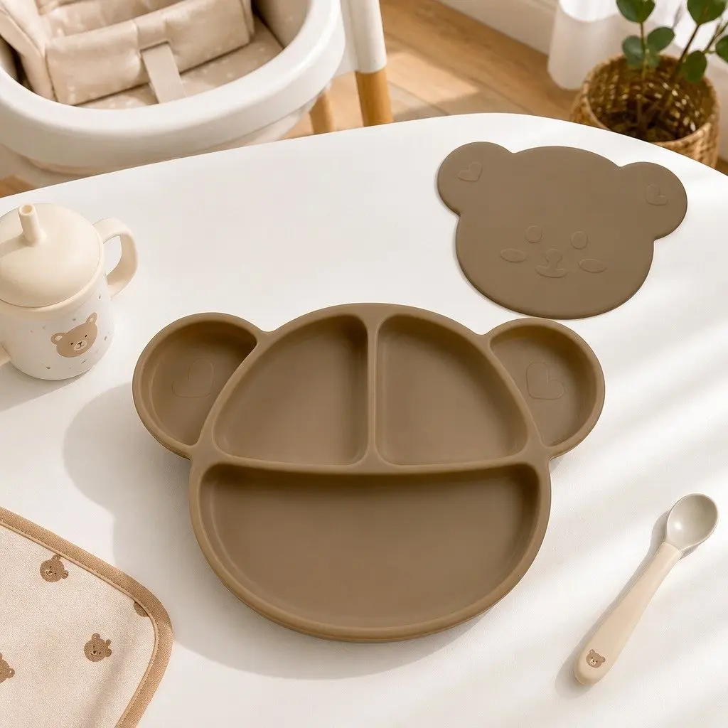 Silicone Suction Food Plate with Lid Baby Feeding Compartments Vanilla